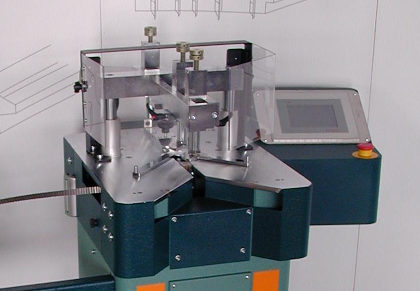 M051 Modification to adapt the machine to the joint of the special step shaped profiles