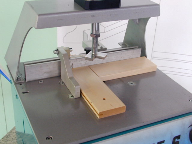MA031 Special device to perform butt joints