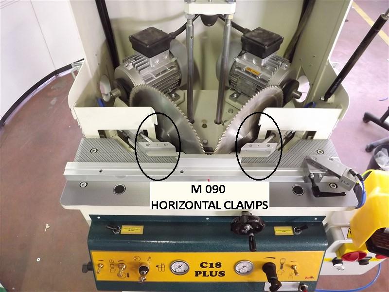 M090 Horizontal pneumatic clamp adjustable with hand wheel